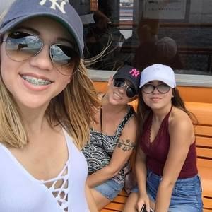 Meet your Posher, Tracee